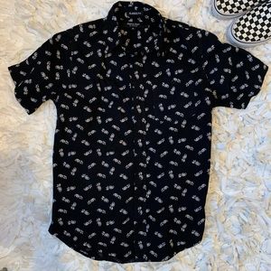 Men’s Shirt Small